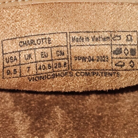 Vionic Charlotte Flat Loafer Womens 9.5 Black Leather Gold Chain Comfort Work - Picture 12 of 13